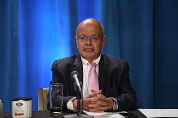 Berkshire's insurance chief, Ajit Jain, sells off more than half of his stake in the company.