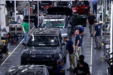 U.S. economic slowdown looms due to inadequate manufacturing measures