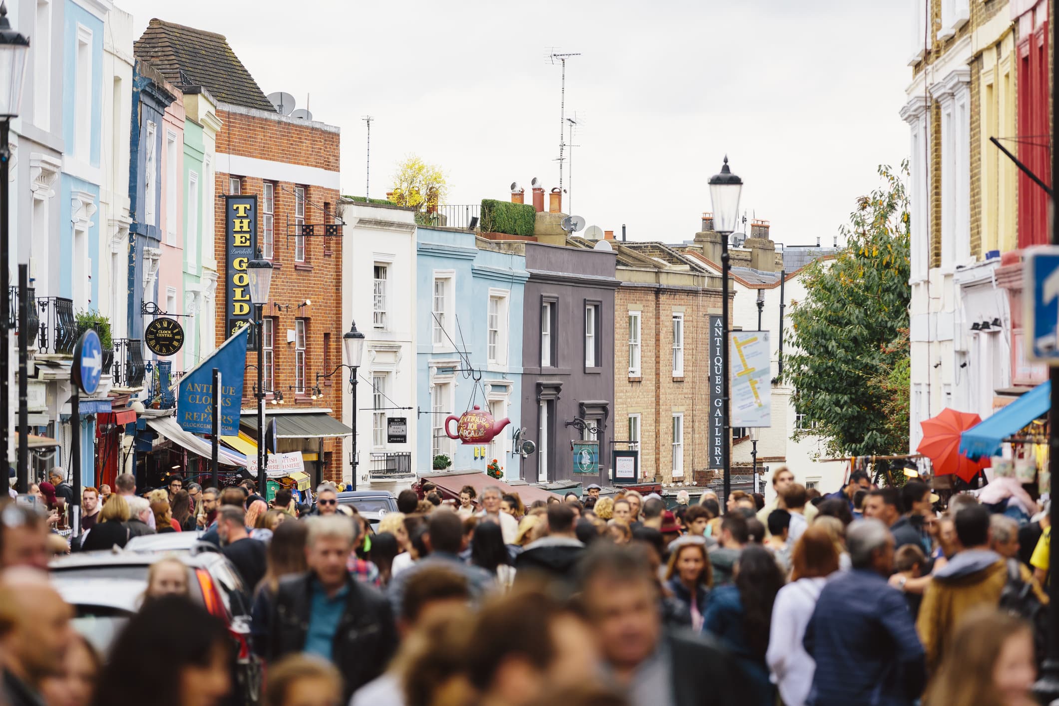 The UK economy expanded by 0.2% in August, as predicted.