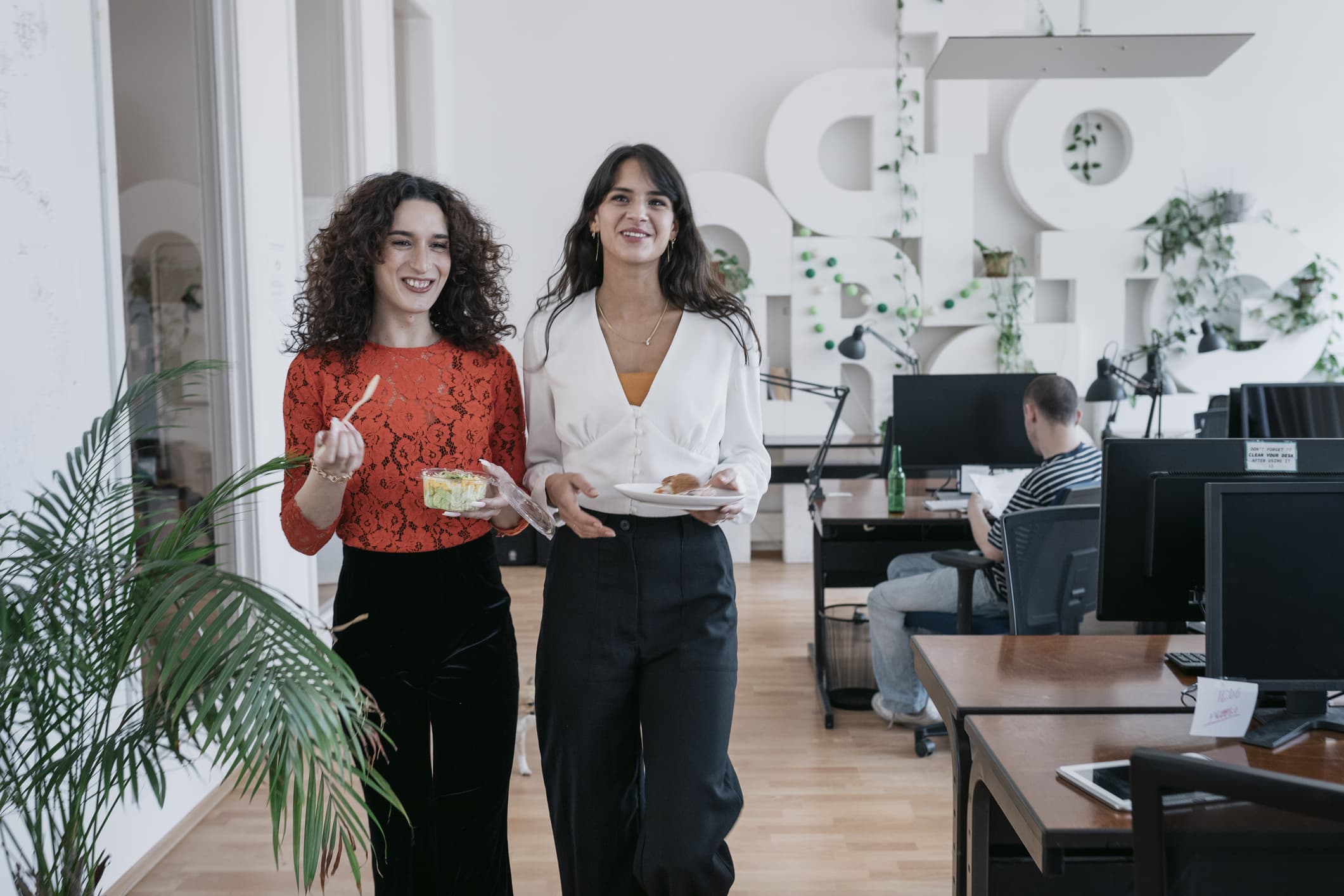 Here's where more states are mandating companies to disclose salary ranges in job advertisements.