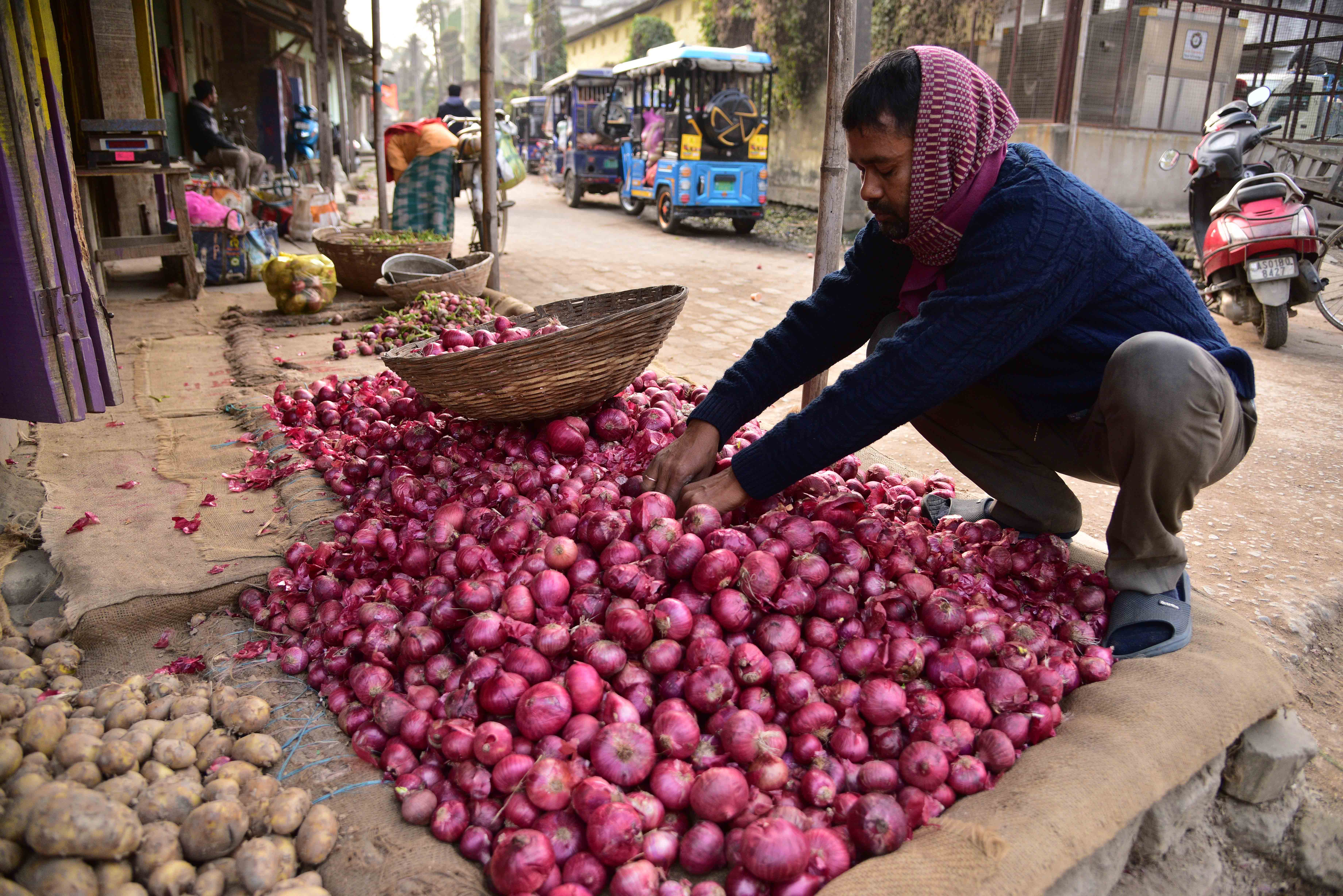 India's economy may be at risk due to the onion's high prices.