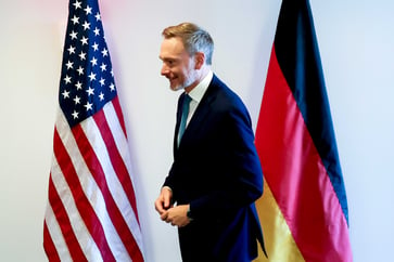 If the U.S. initiates a trade war, the German finance minister threatens retaliation.