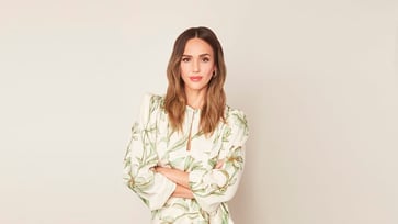 Jessica Alba discusses the creation of her $550 million company, The Honest Company, and how she faced no expectations for success.