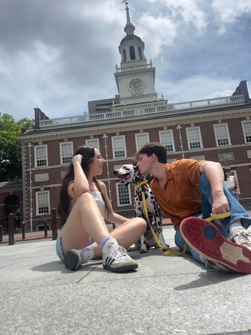 A Gen Z couple who resided in the U.S. has relocated to a houseboat in London and is enjoying their new lifestyle, stating, "We feel like we're living in a fairy tale."