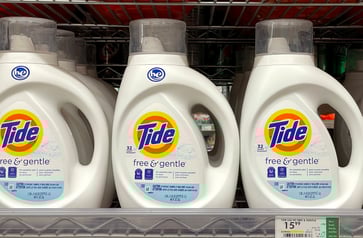 P&G is recommended for purchase by Jim Cramer as the U.S. dollar weakens.