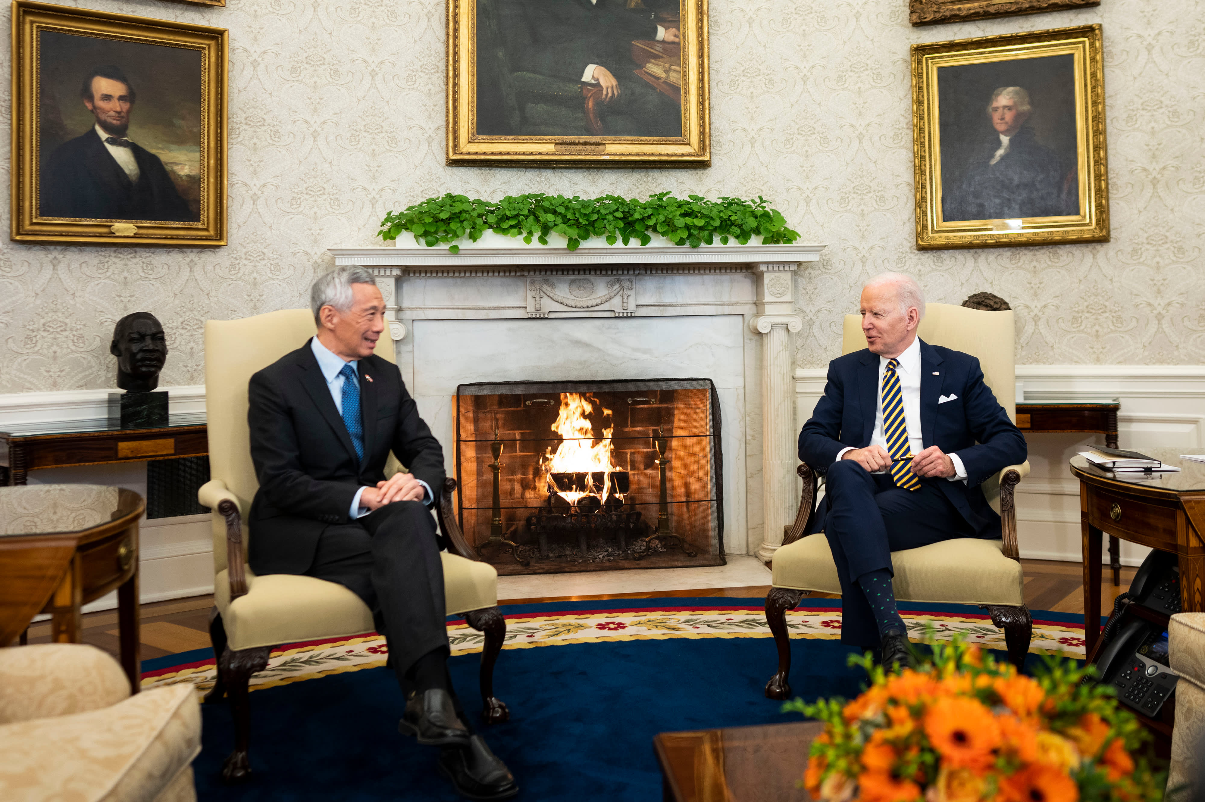 U.S. President Joe Biden and Singapore Prime Minister Lee Hsien Loong hold talks on strengthening bilateral ties.