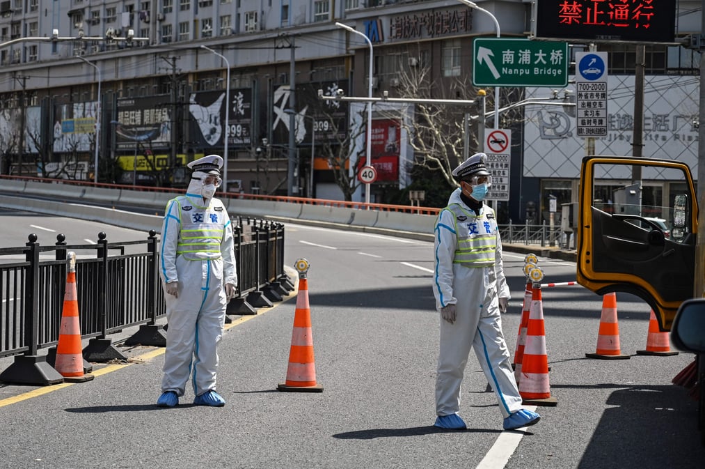 China unexpectedly decides not to reduce its key interest rate.