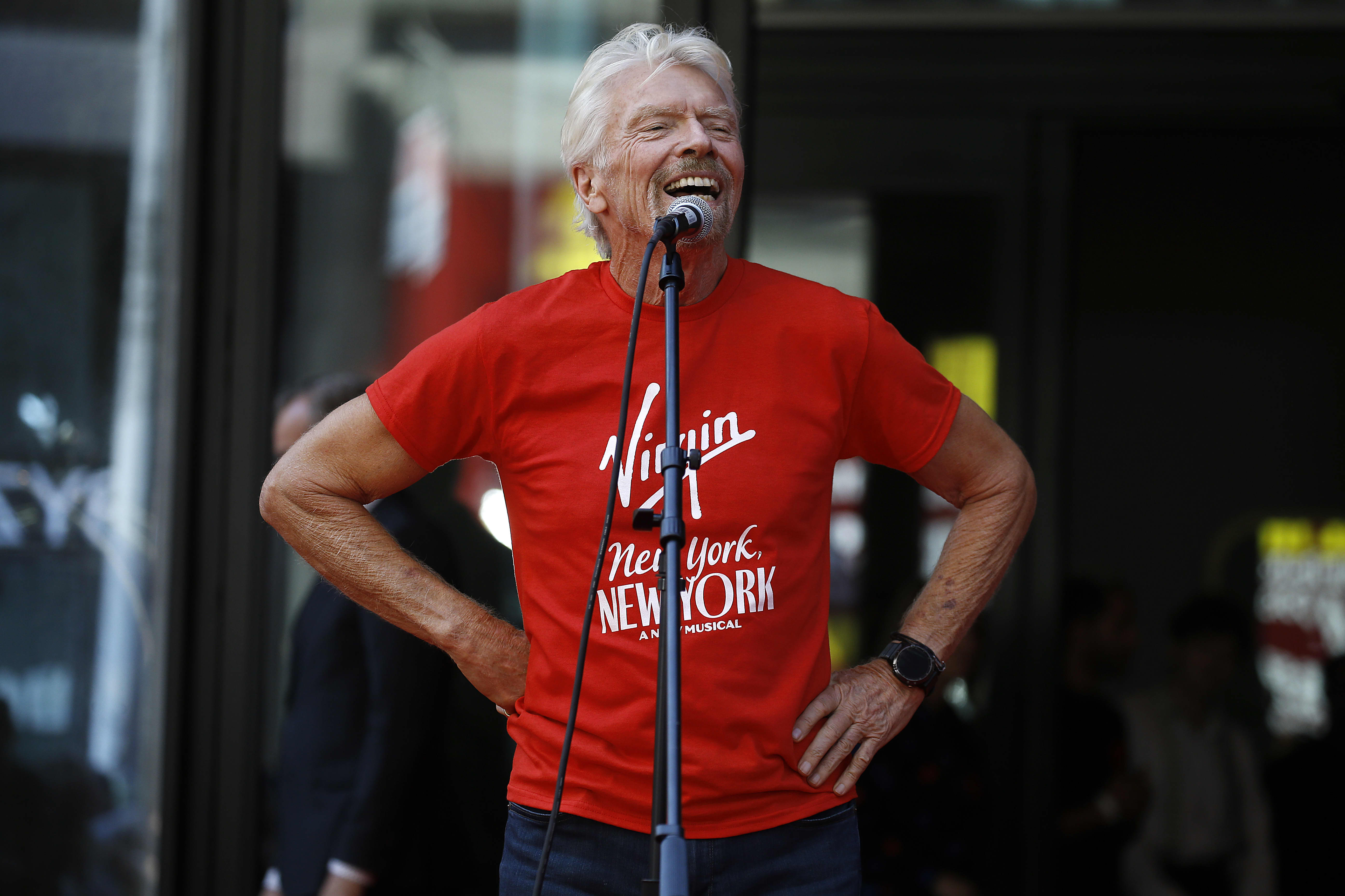 Richard Branson encourages young people not to despair about the future, stating that we can conquer climate change.