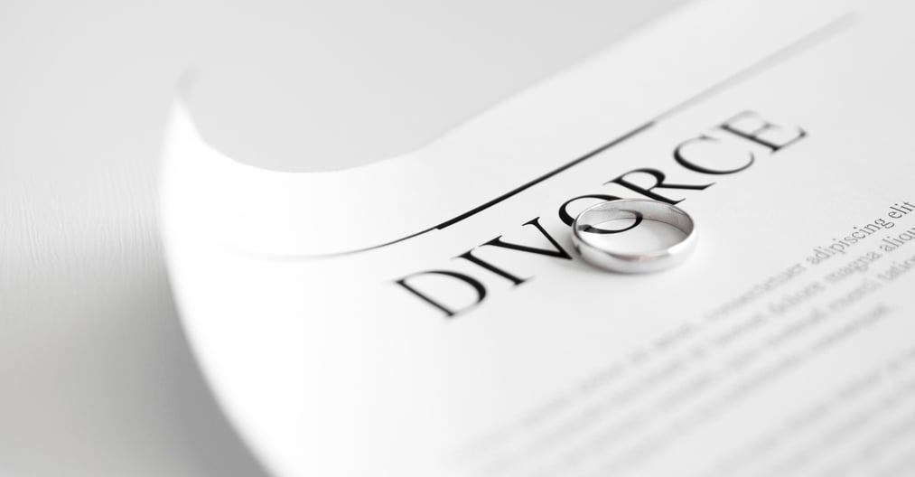 Preventing a costly split in a divorce could save you more than $140,000.