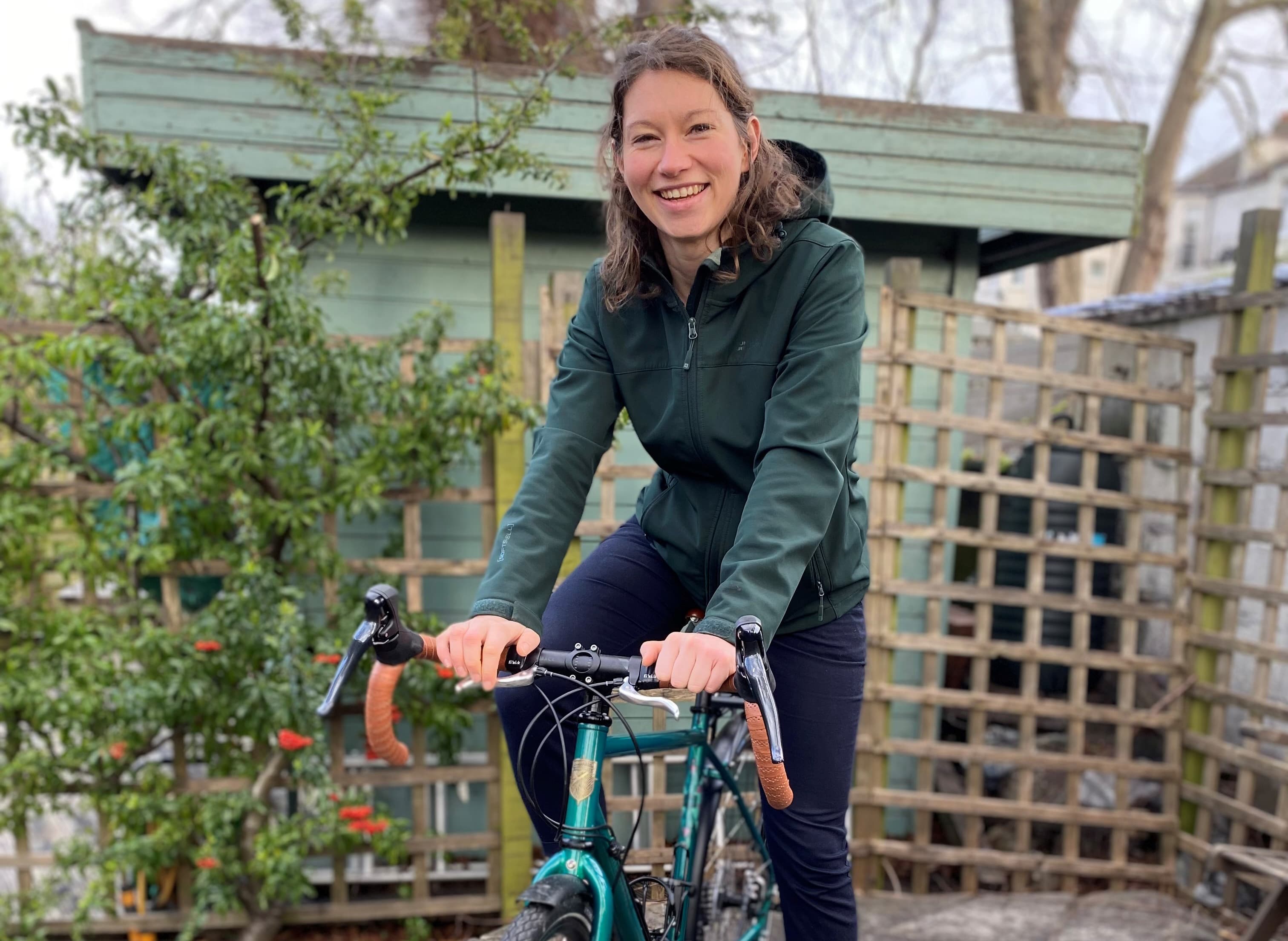 Discover the company that guarantees its temporary employees advantages and job stability.