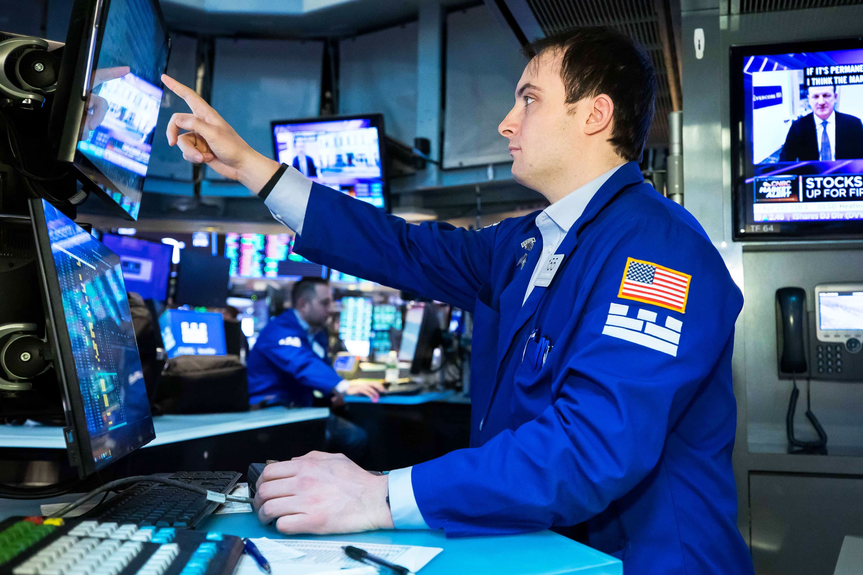 Today's watchlist: Oil recovers after Russia-Ukraine negotiations fall apart, causing stock futures to decline.