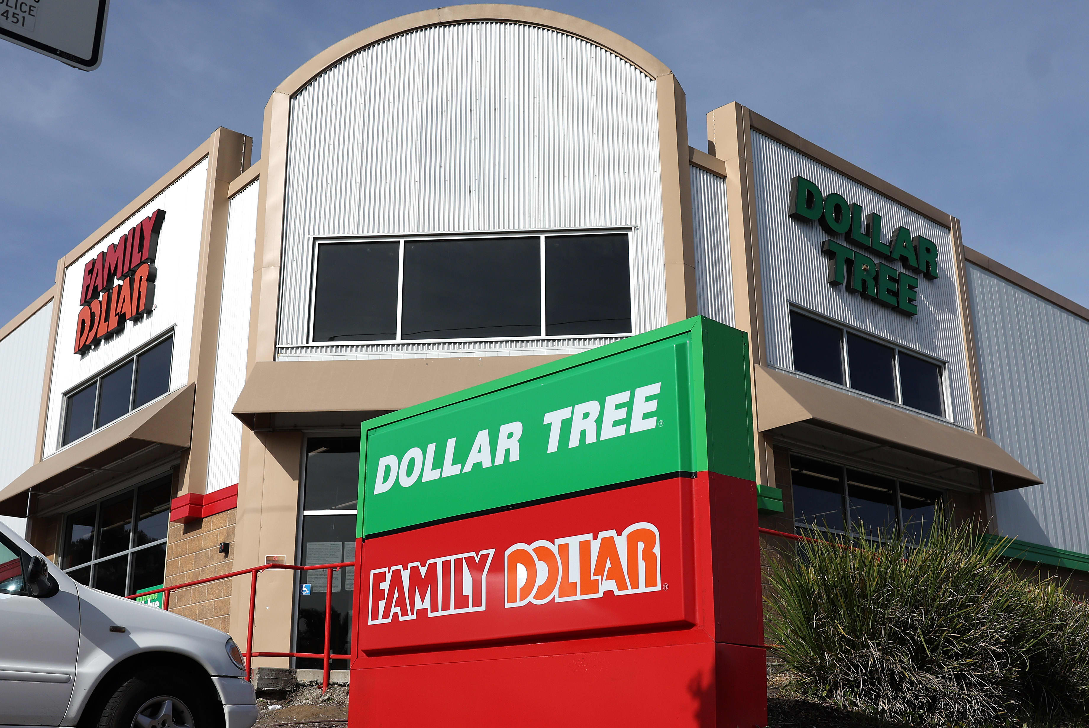 Dollar Tree's stock price drops after the discount retailer lowers its full-year earnings outlook.