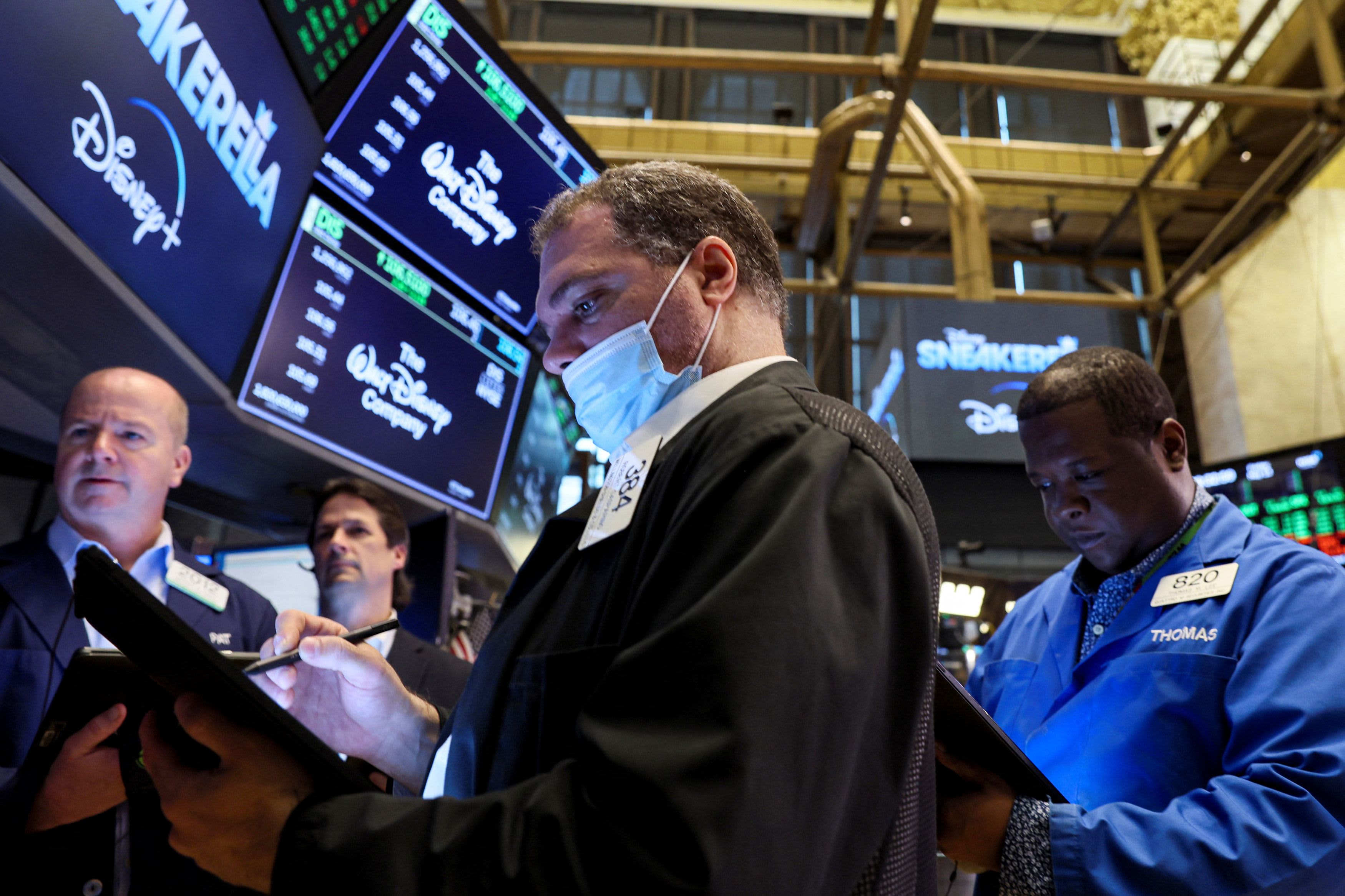 The Dow is predicted to open with a slight increase after seven consecutive weeks of decline.