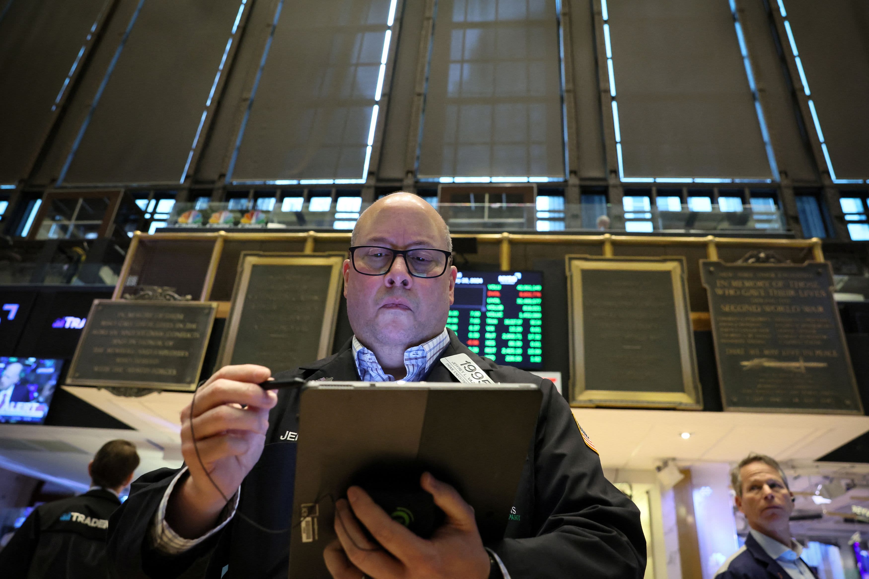 The 10-year yield remains relatively stable at around 4.14% following another positive inflation report.