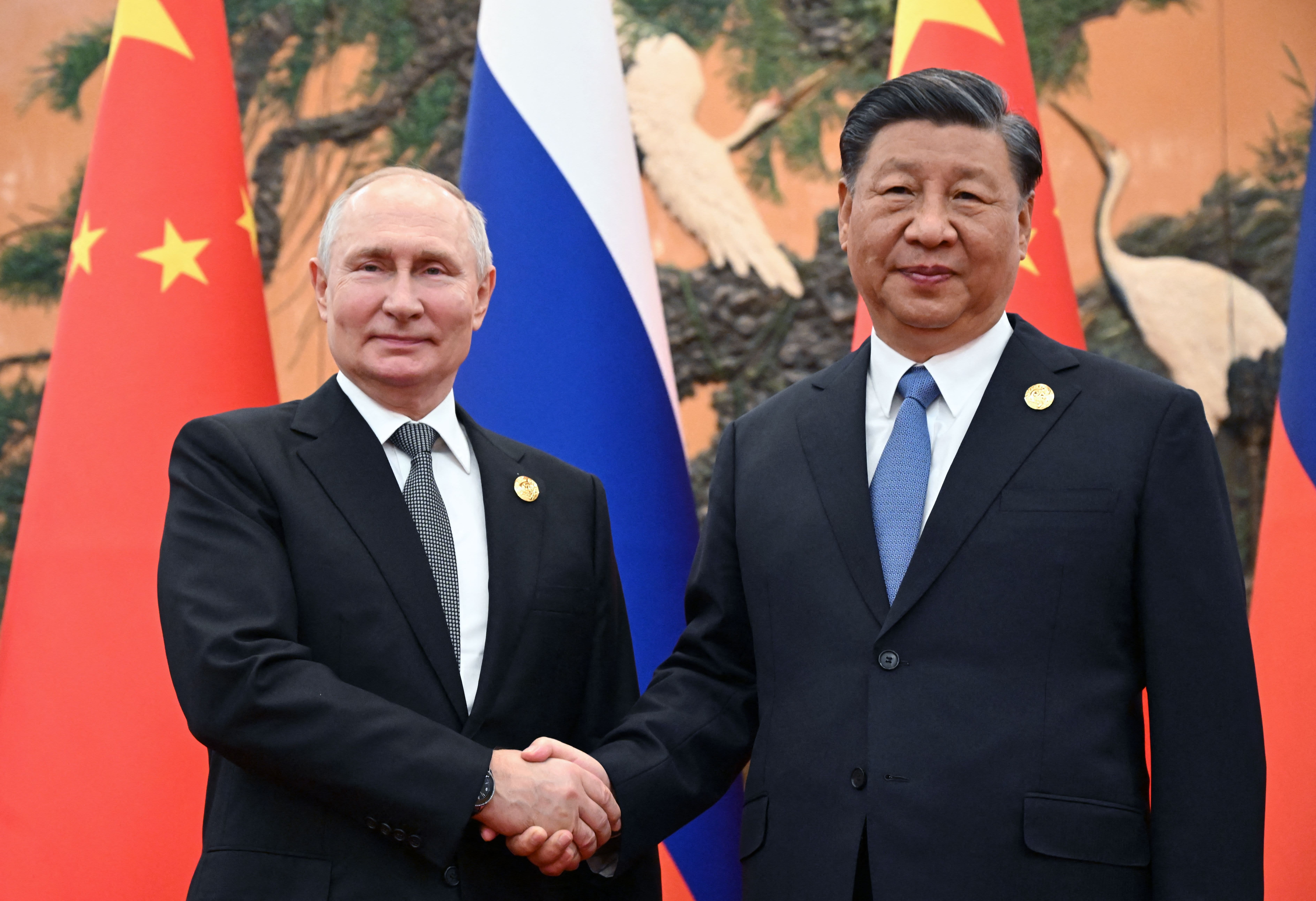 Putin is welcomed in China by Xi as they work to strengthen their strategic partnership.