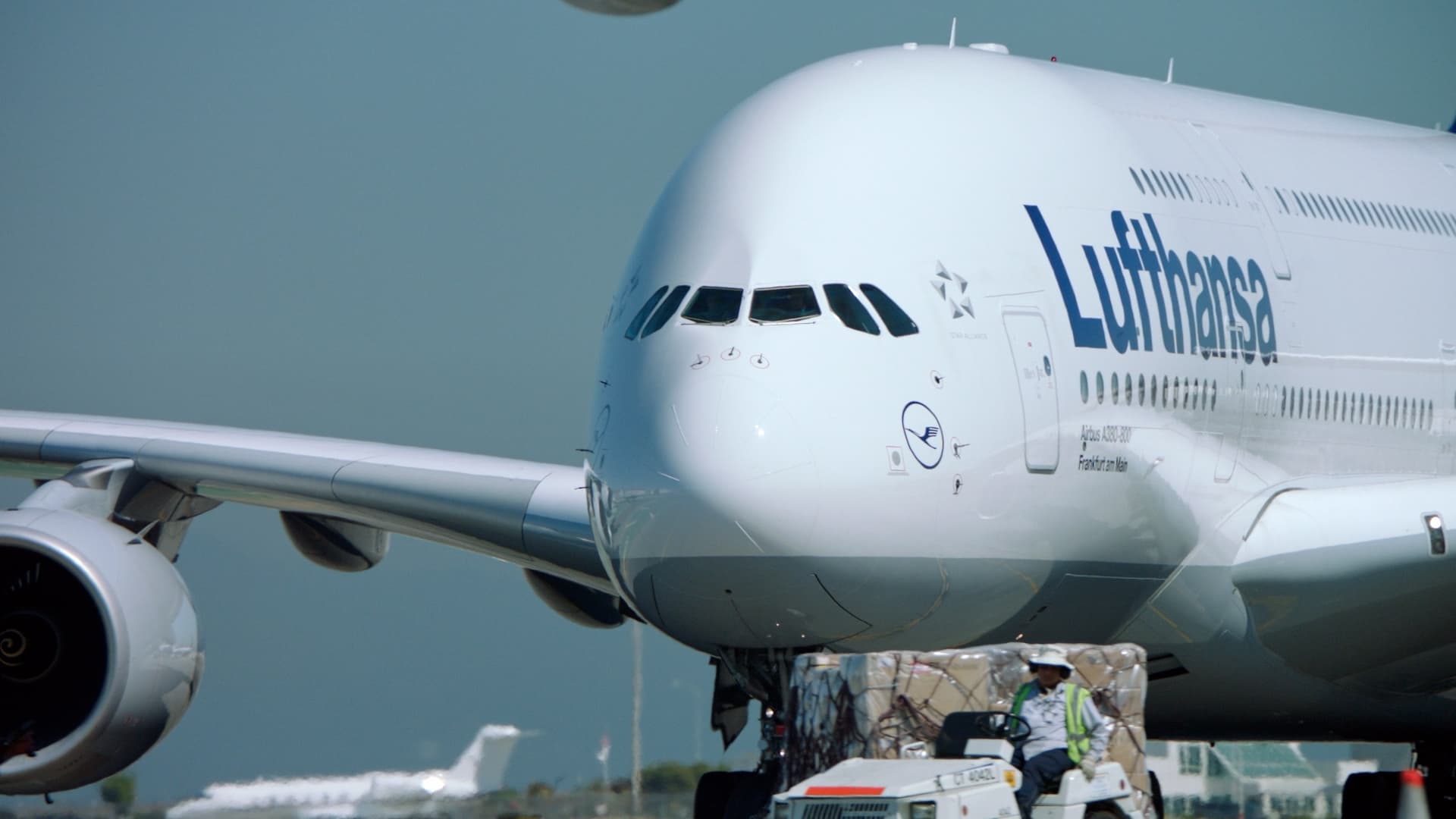 The Airbus A380 superjumbo jet is experiencing a resurgence despite its previous struggles.