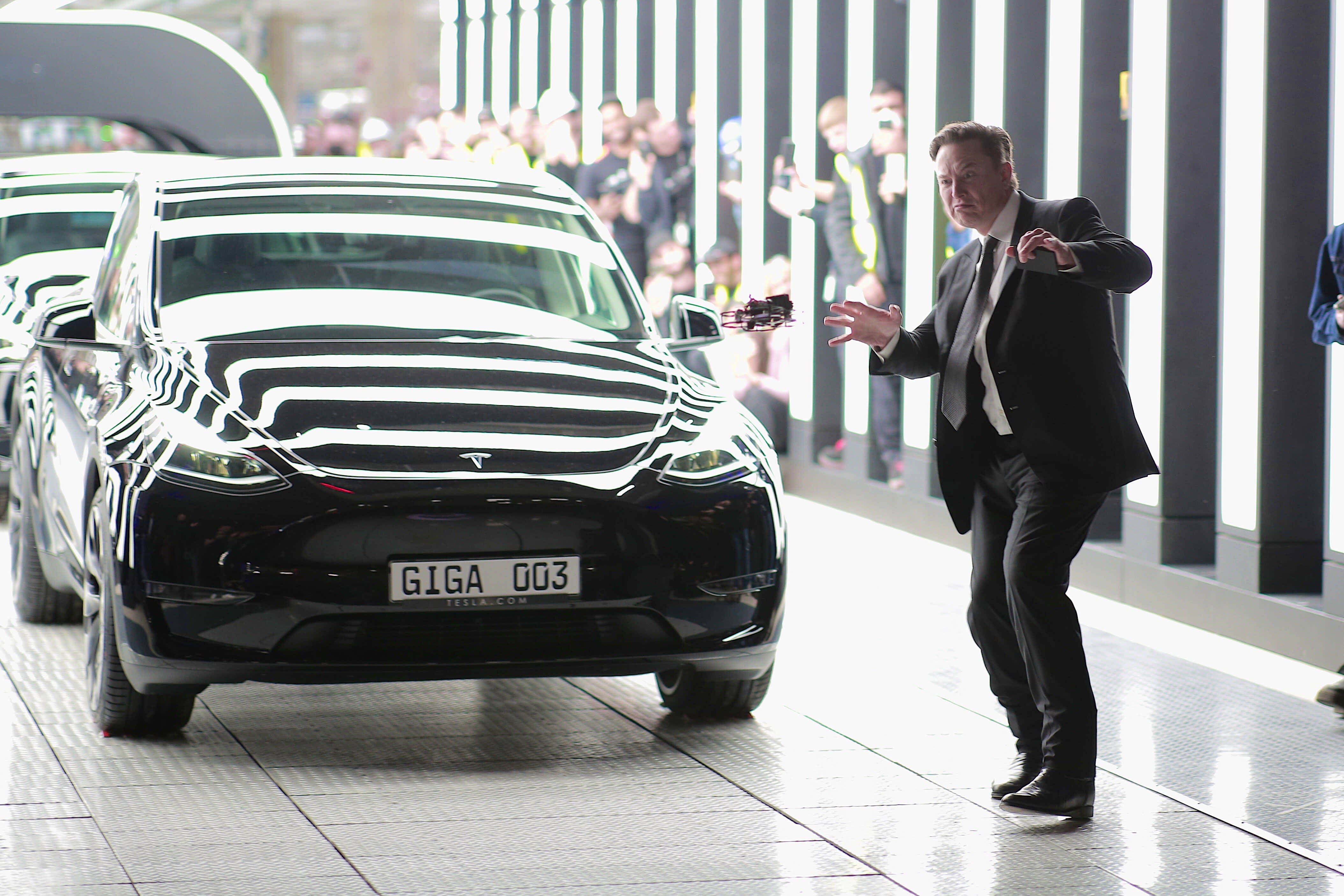 Elon Musk showcases his dance moves while inaugurating the new Tesla factory in Germany.