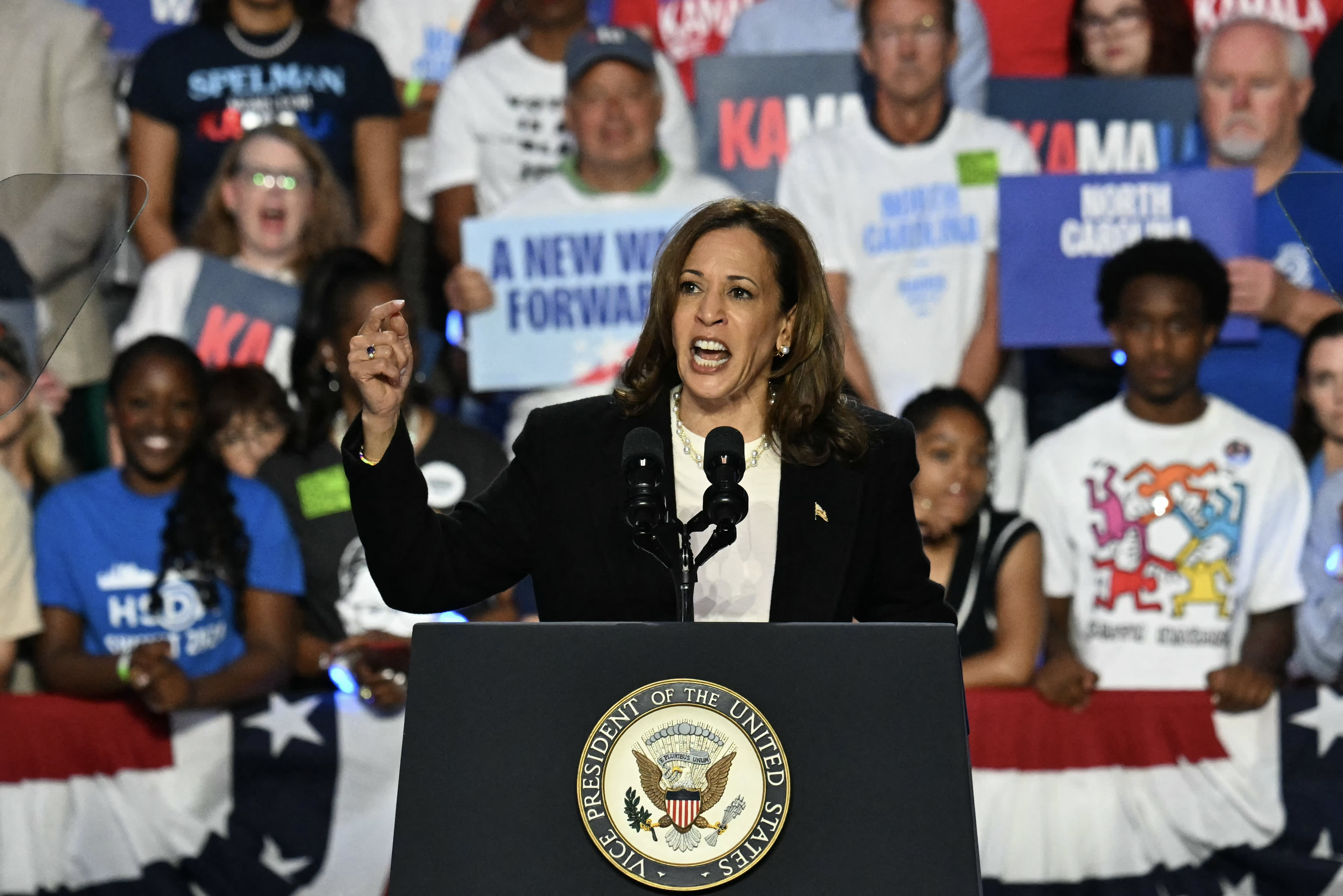 After the Trump debate, Harris collects $47 million in donations within a day.