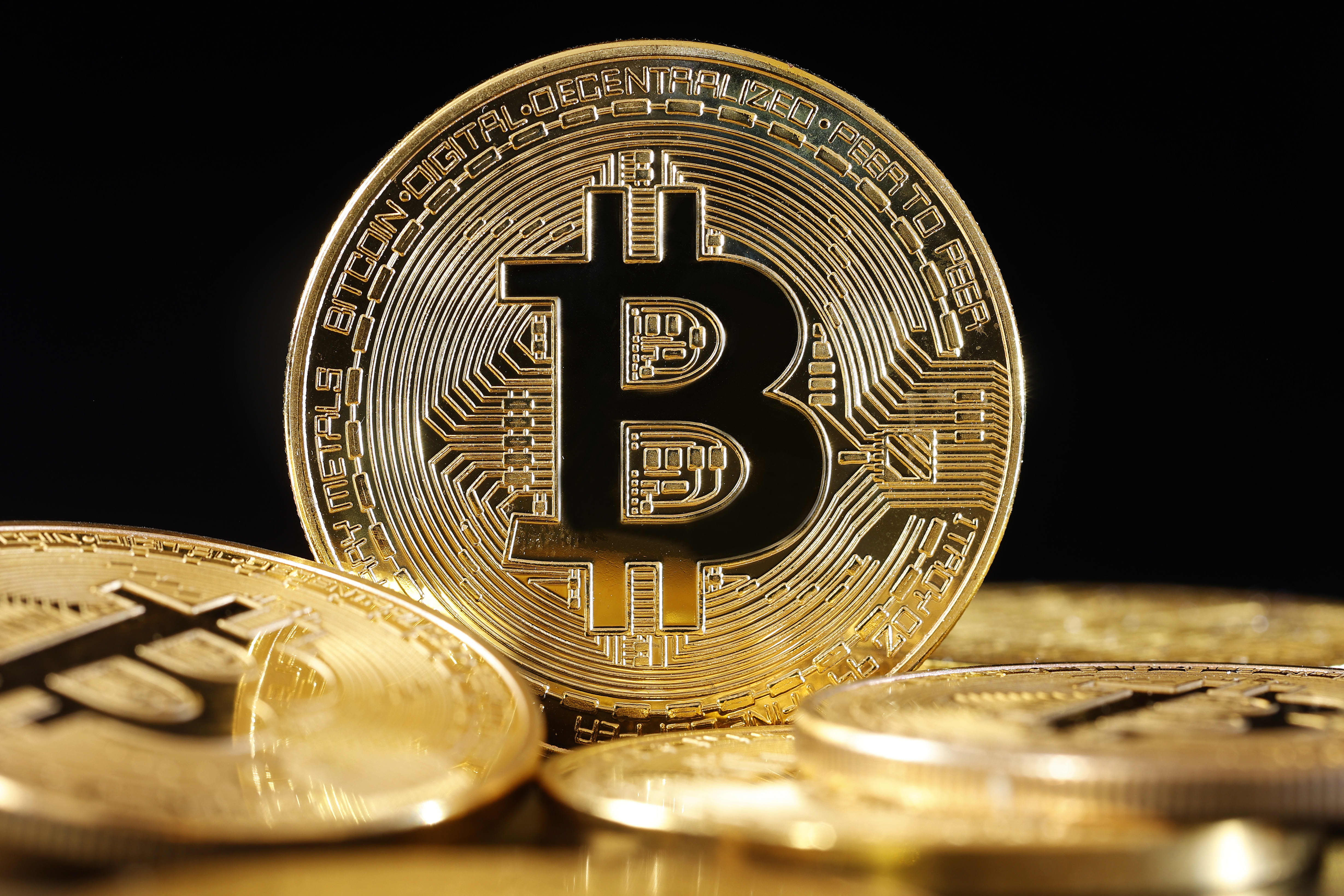 It is predicted that bitcoin will likely reach a new record high this year, according to a report.