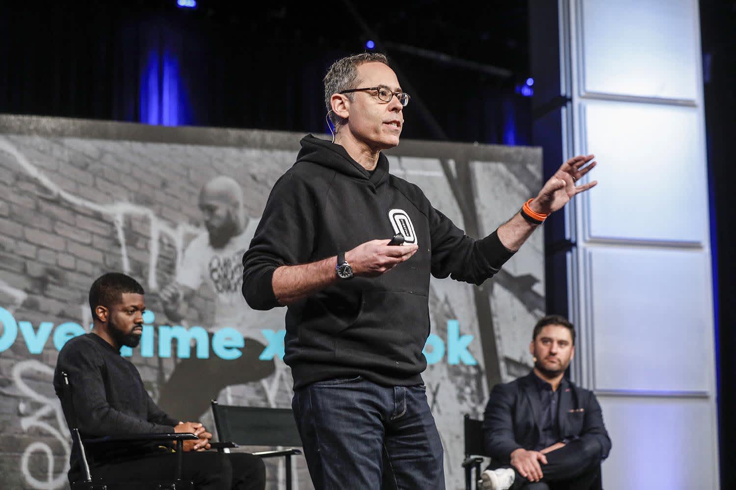 Cam Newton supports the launch of an amateur league for high school football players.