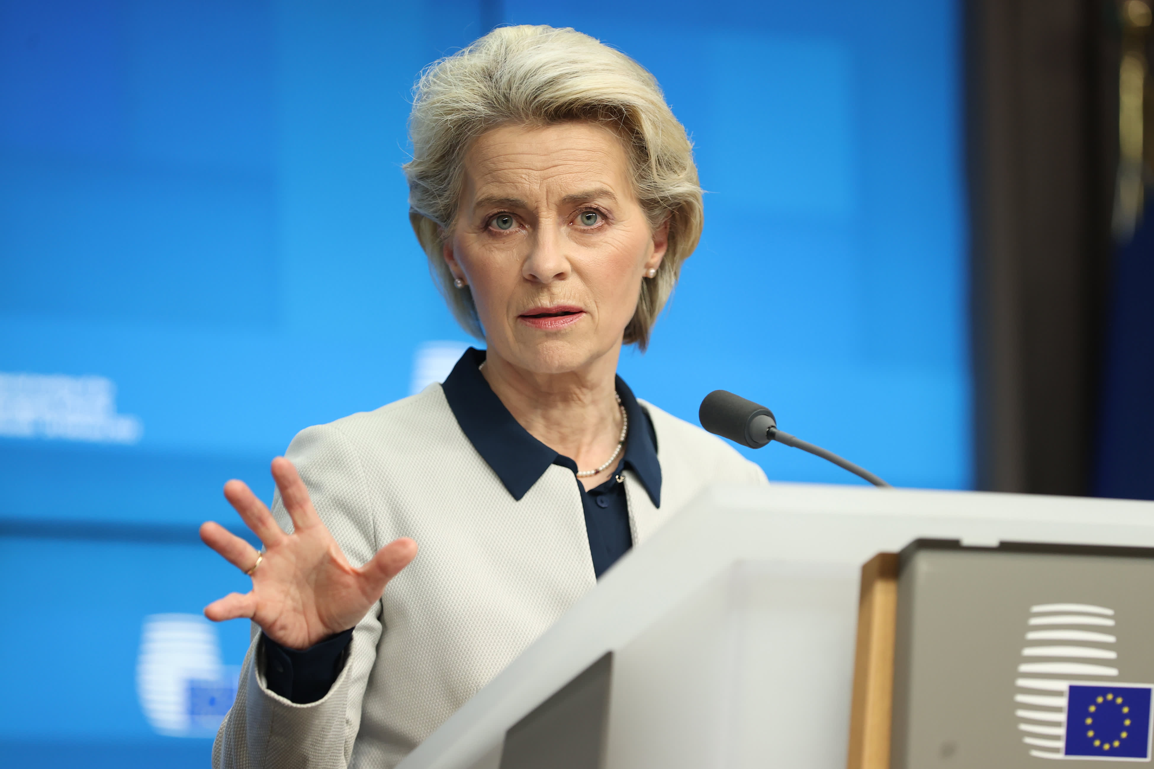 Will Russia sanctions be effective in stopping Putin, according to Ukraine? A stronger approach is required, says the country.