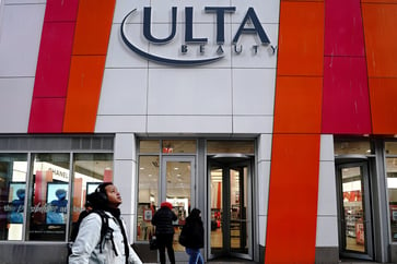 Ulta Beauty appoints new CEO and improves holiday quarter forecast.