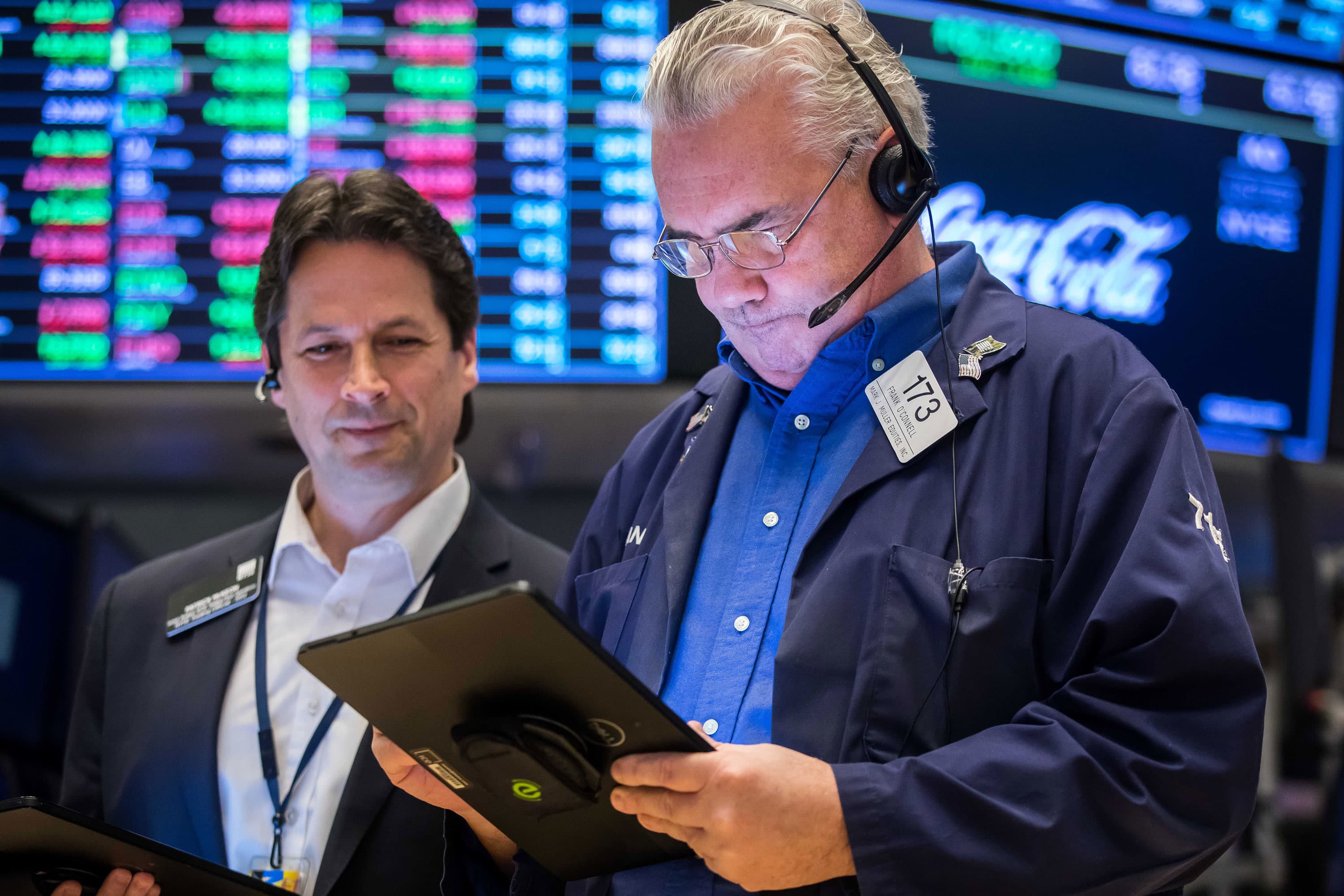 Russia's top diplomat comments keep futures markets stable.