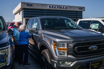 With car prices on the rise, an increasing number of buyers are opting for 6½- and 7-year loan terms.