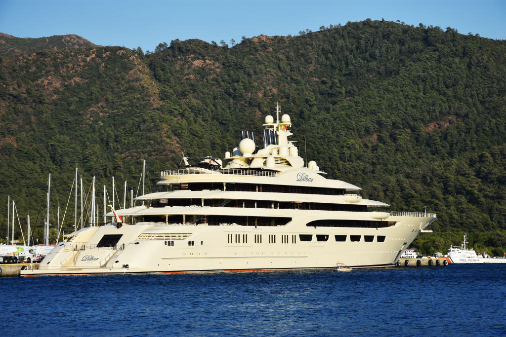 The world's largest yacht, associated with Russian billionaire Usmanov, has been confiscated by Germany.