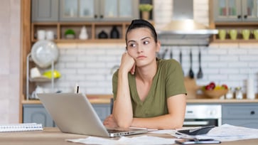 A red flag that indicates you may have money dysmorphia, according to a financial therapist, is No. 1.