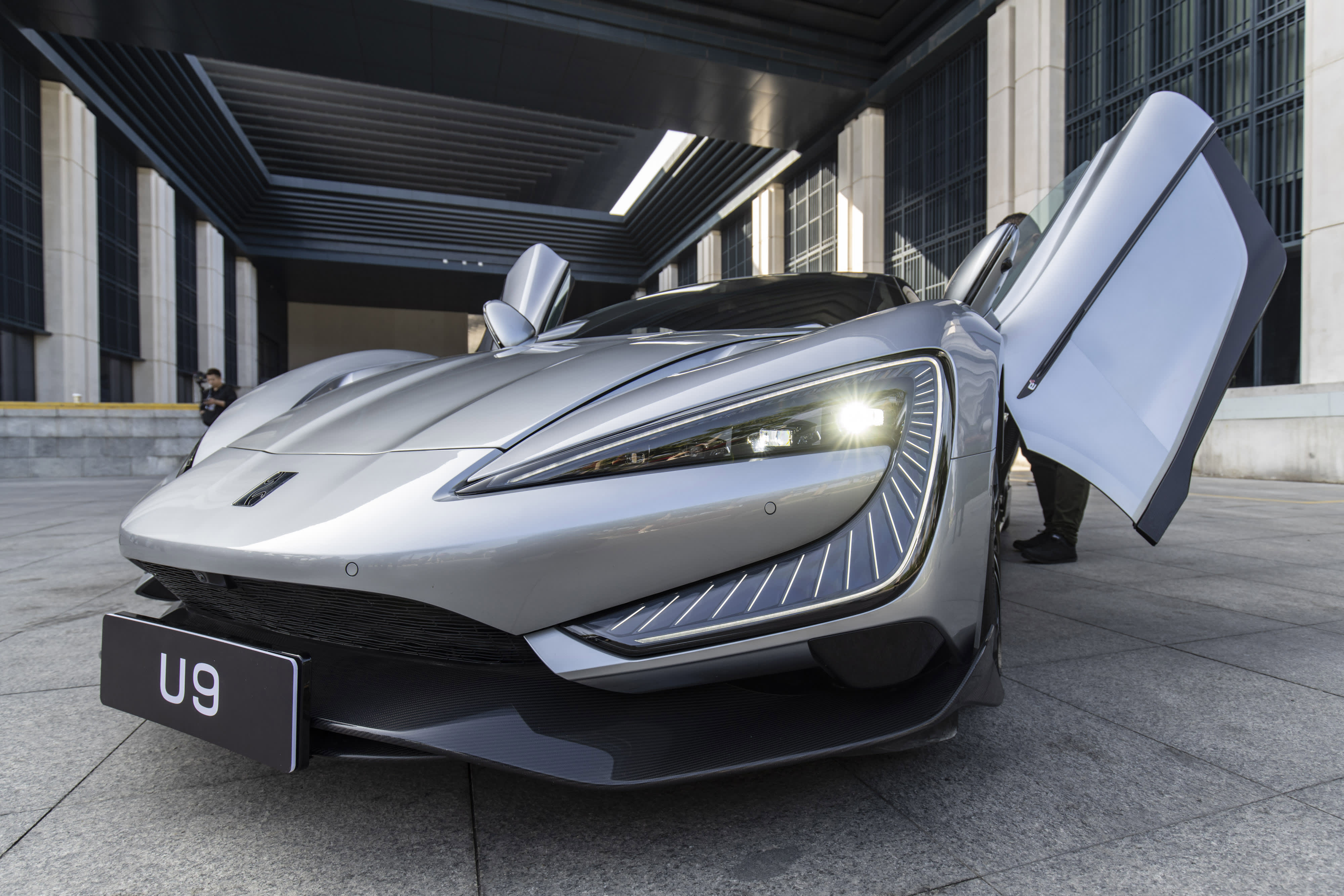 BYD, a Tesla rival, introduces an electric supercar priced at $233,000, challenging Ferrari.