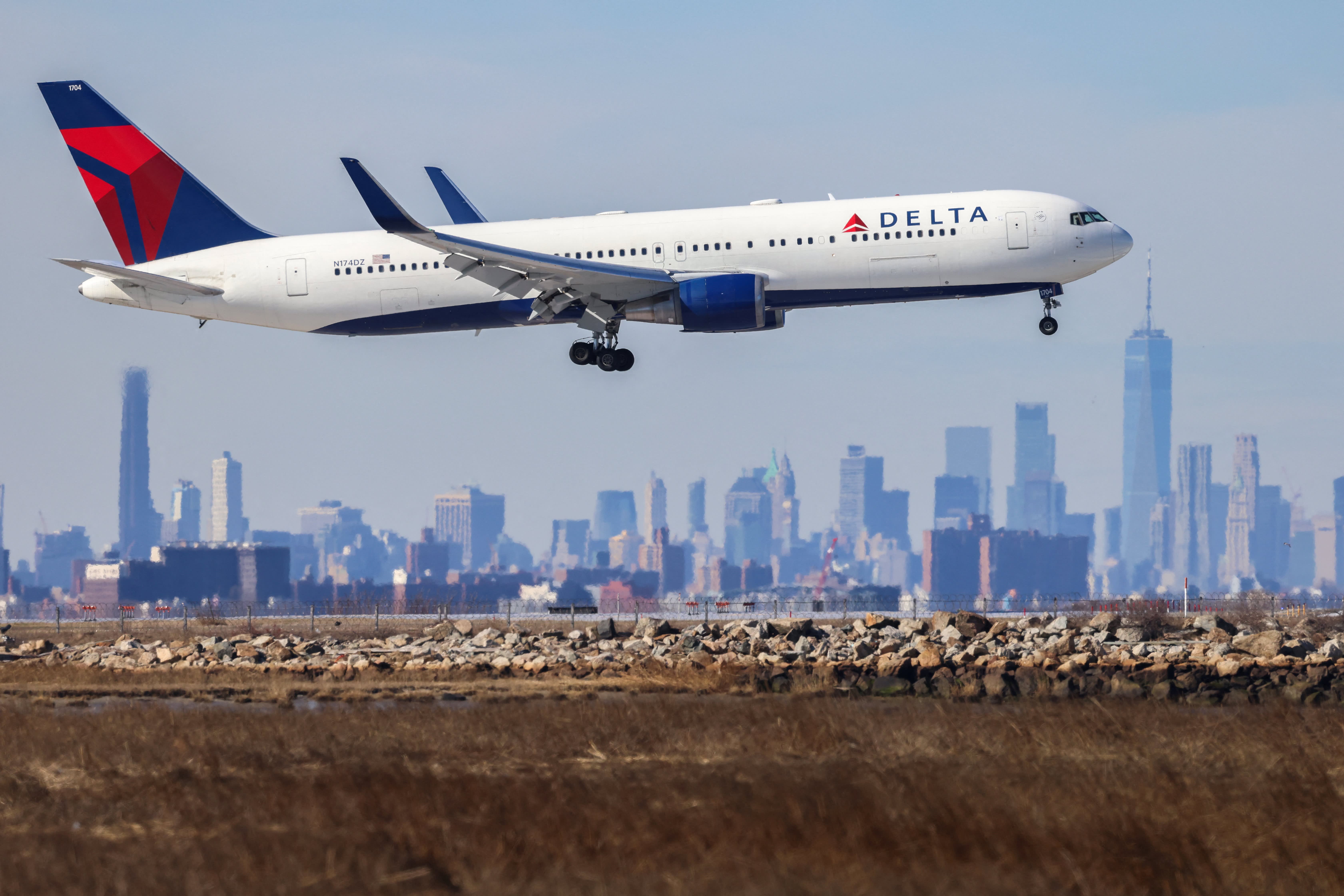 Delta to introduce premium economy service on NYC-LA flights in the air travel upsell competition.
