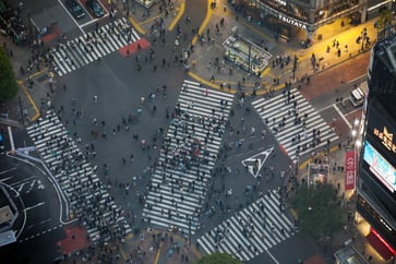 Japan's GDP surpasses expectations in the second quarter, growing by 0.8% compared to the previous period.